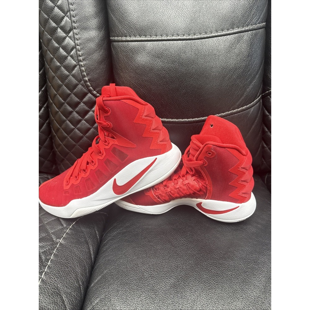Size 7 - Nike Hyperdunk 2016 TB University Red W. New. No Box